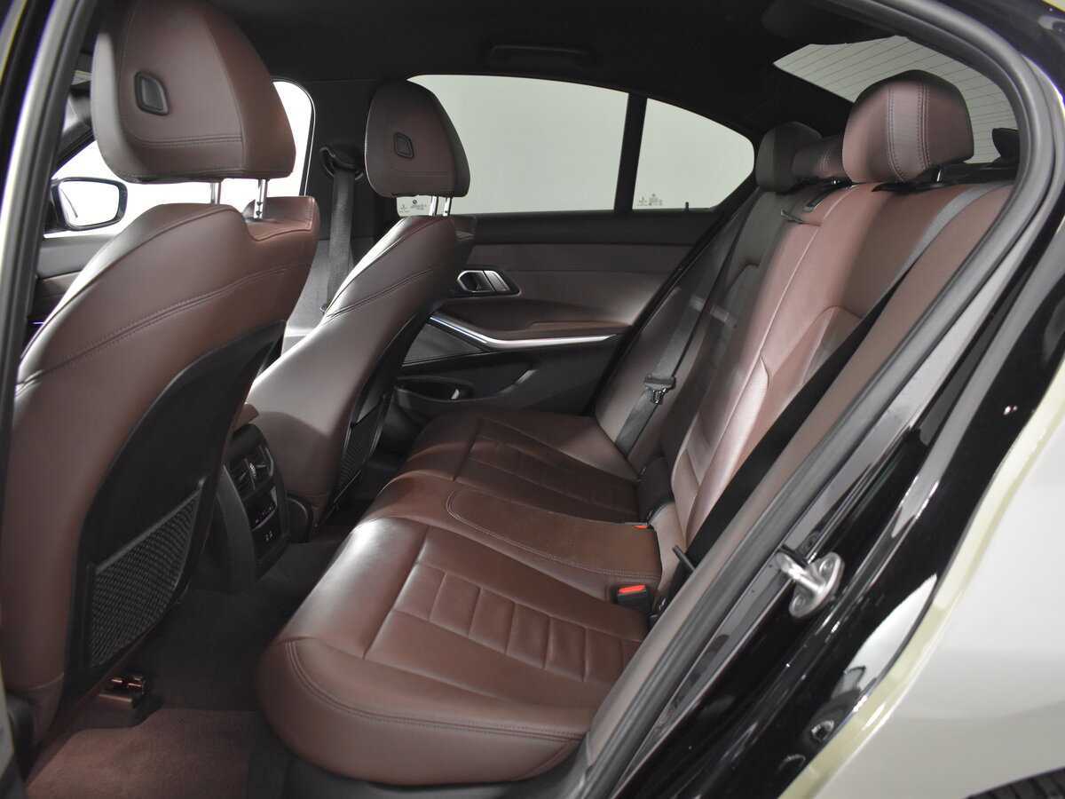 BMW 3 серии 2020 года с пробегом. Фото: #6