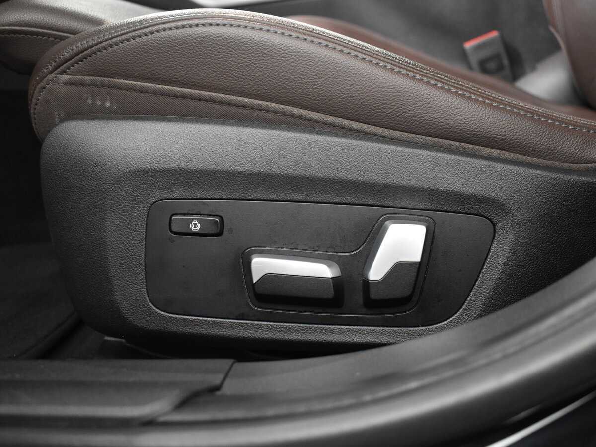 BMW 3 серии 2020 года с пробегом. Фото: #11