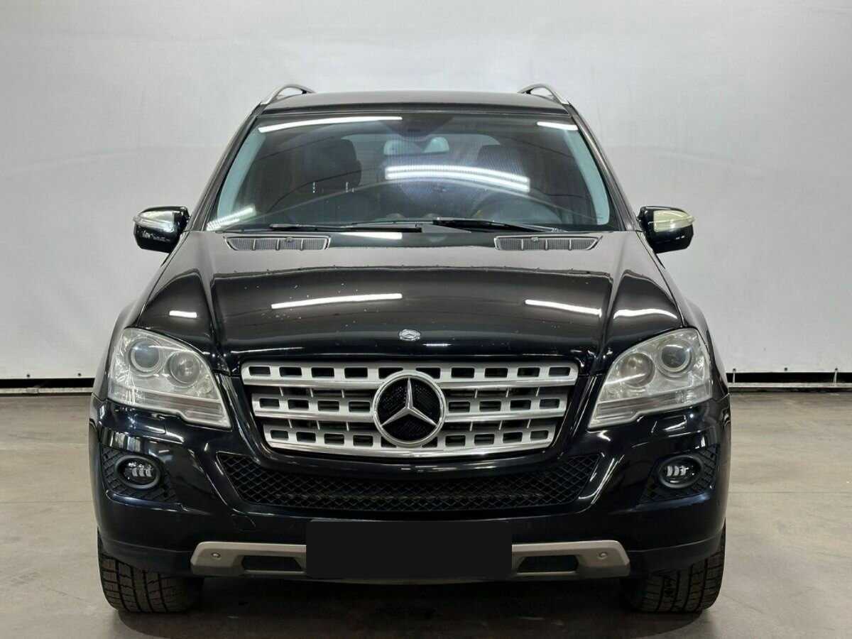 Mercedes-Benz M-Класс 2009 года с пробегом. Фото: #1