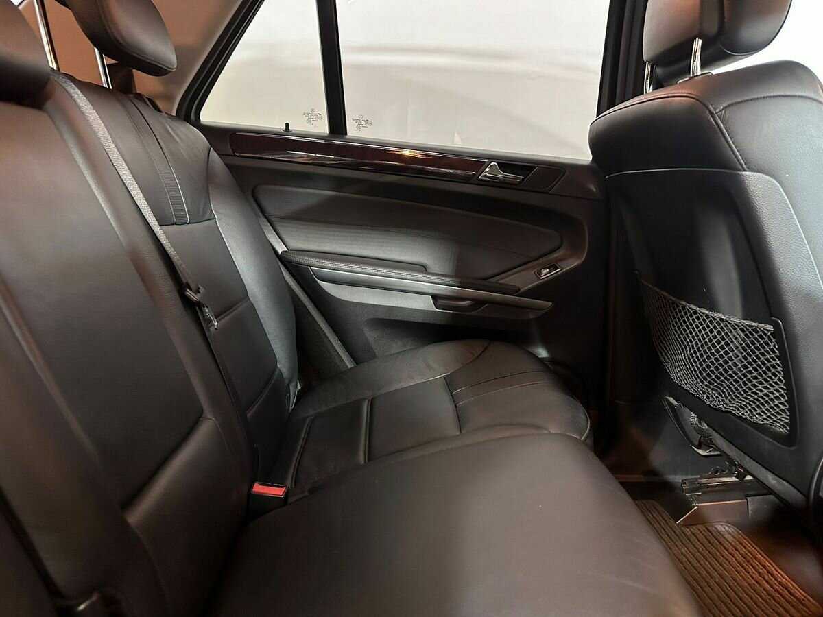 Mercedes-Benz M-Класс 2009 года с пробегом. Фото: #9