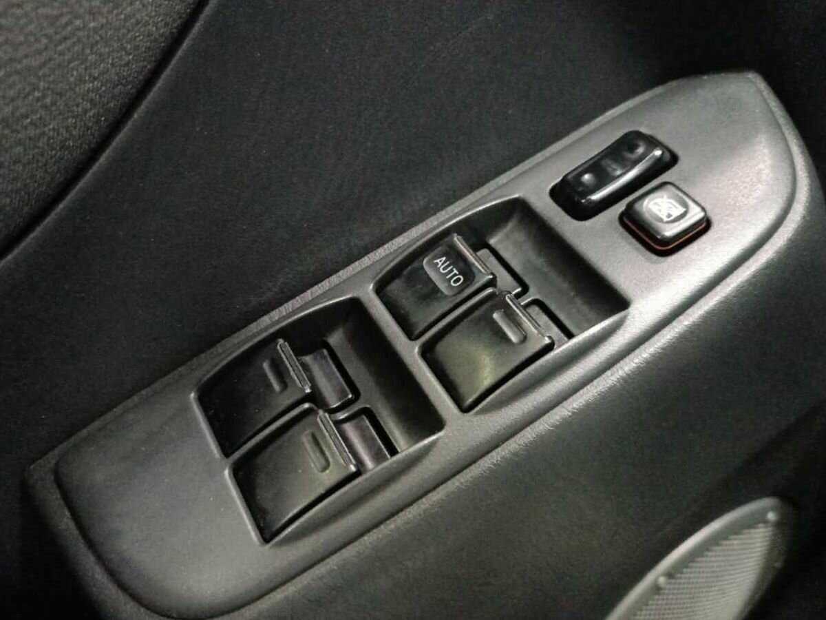 Toyota RAV4 2005 года с пробегом. Фото: #15