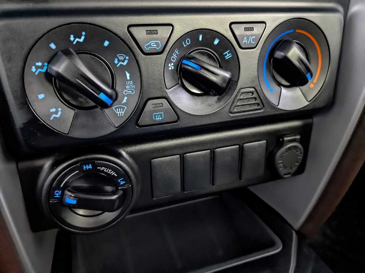 Toyota Fortuner 2019 года с пробегом. Фото: #12