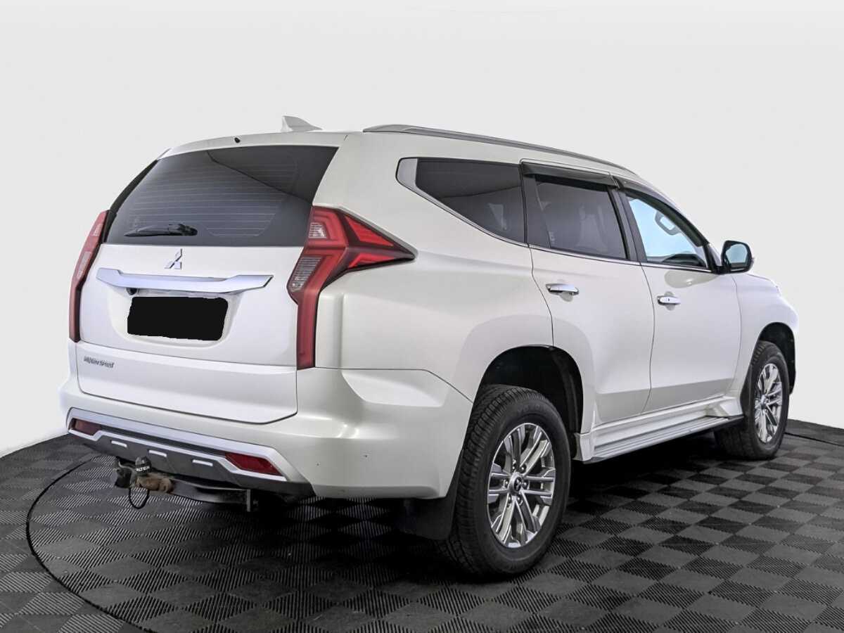 Mitsubishi Pajero Sport 2021 года с пробегом. Фото: #4