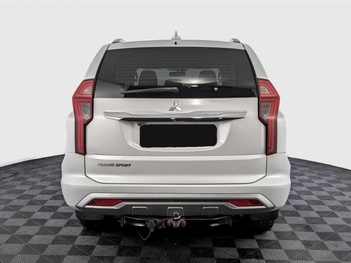 Mitsubishi Pajero Sport 2021 года с пробегом. Фото: #5