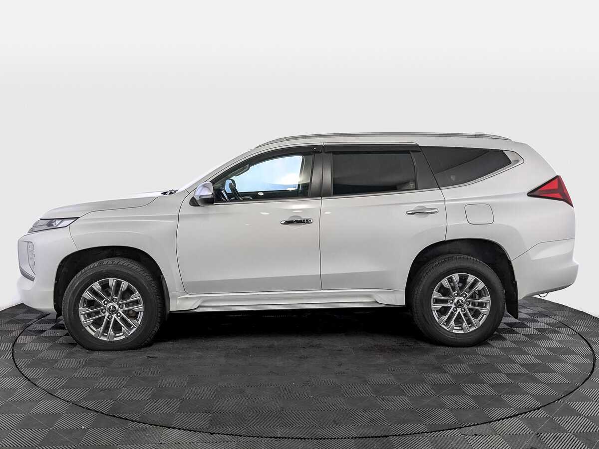 Mitsubishi Pajero Sport 2021 года с пробегом. Фото: #7