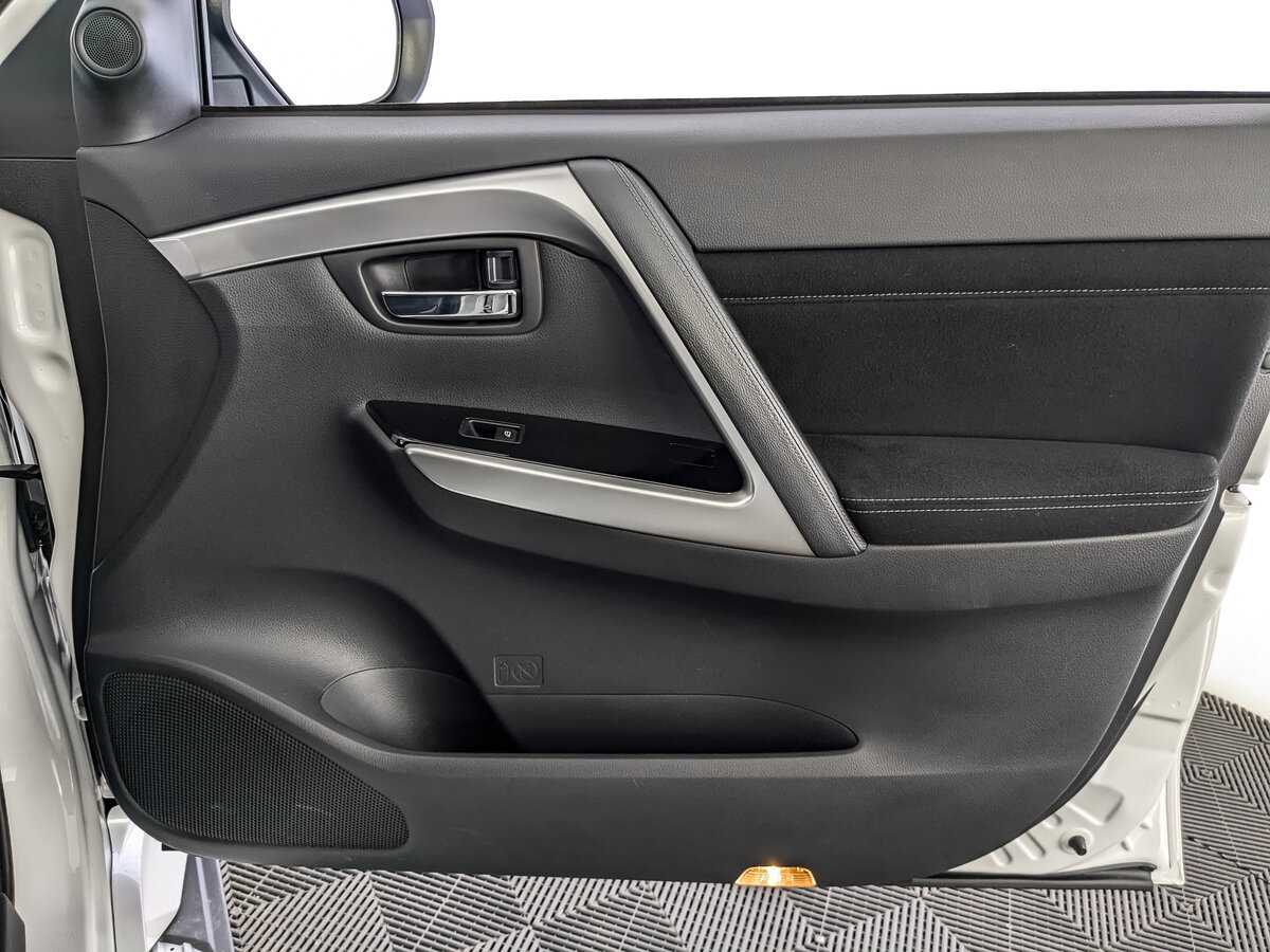 Mitsubishi Pajero Sport 2021 года с пробегом. Фото: #20