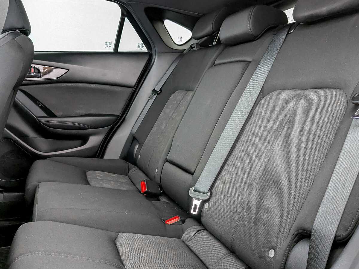 Mazda CX-4 2023 года с пробегом. Фото: #9