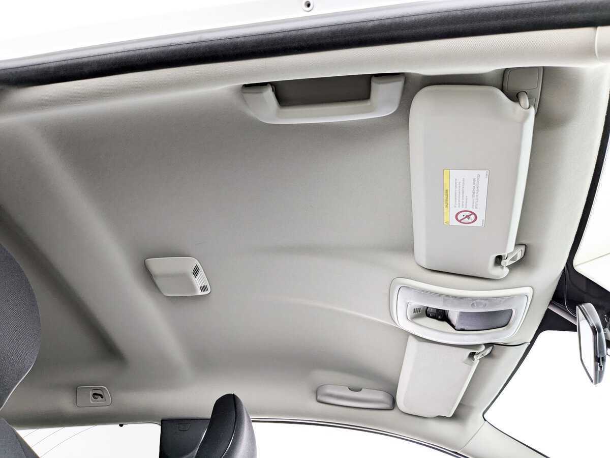 Volvo C30 2011 года с пробегом. Фото: #17