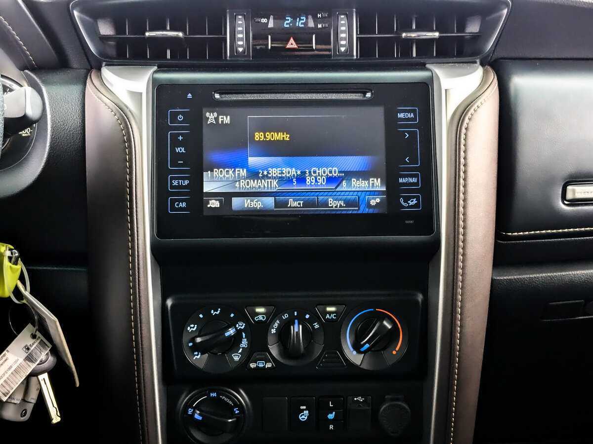 Toyota Fortuner 2019 года с пробегом. Фото: #12