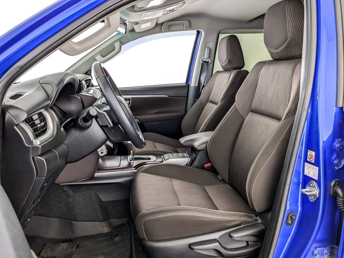 Toyota Fortuner 2019 года с пробегом. Фото: #15