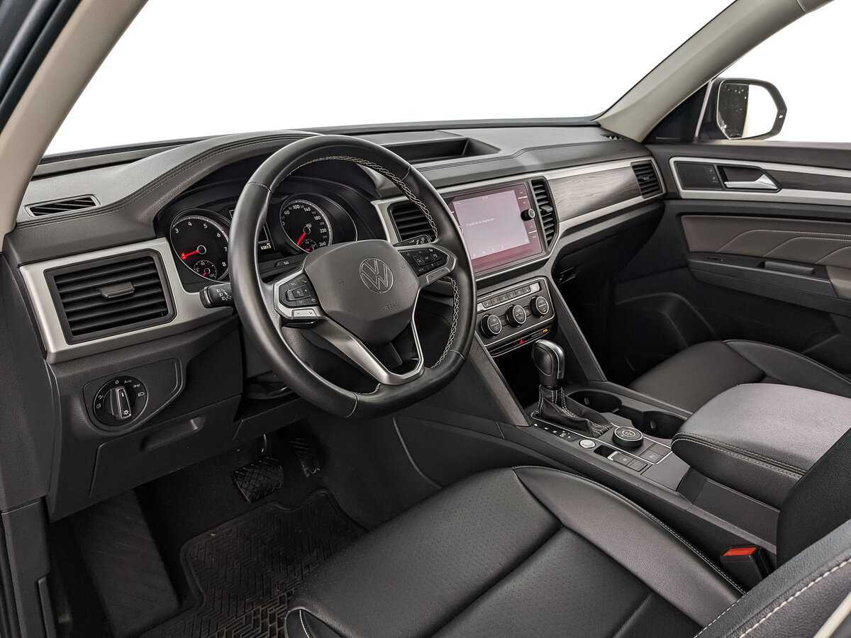 Volkswagen Teramont 2021 года с пробегом. Фото: #10