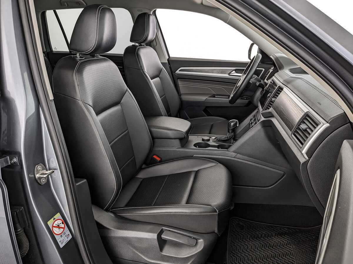 Volkswagen Teramont 2021 года с пробегом. Фото: #14