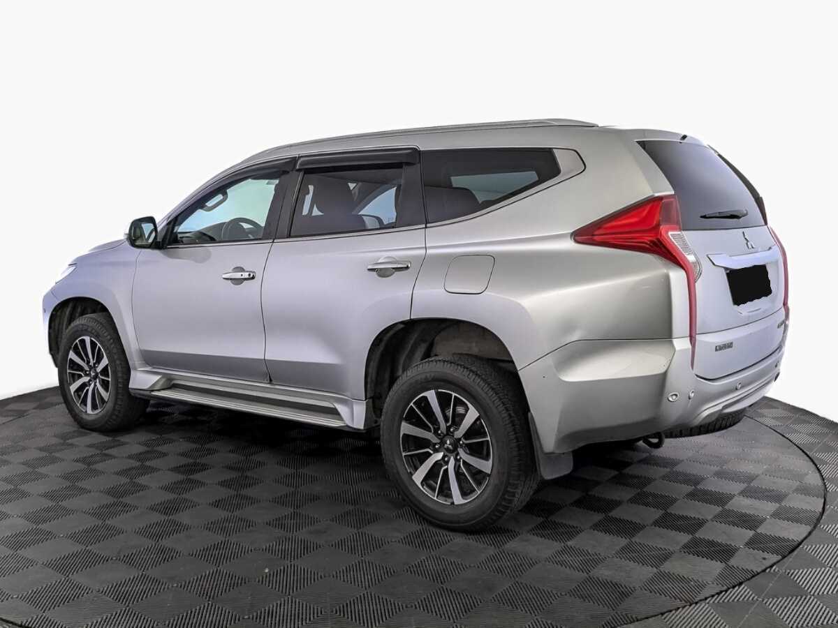 Mitsubishi Pajero Sport 2018 года с пробегом. Фото: #6