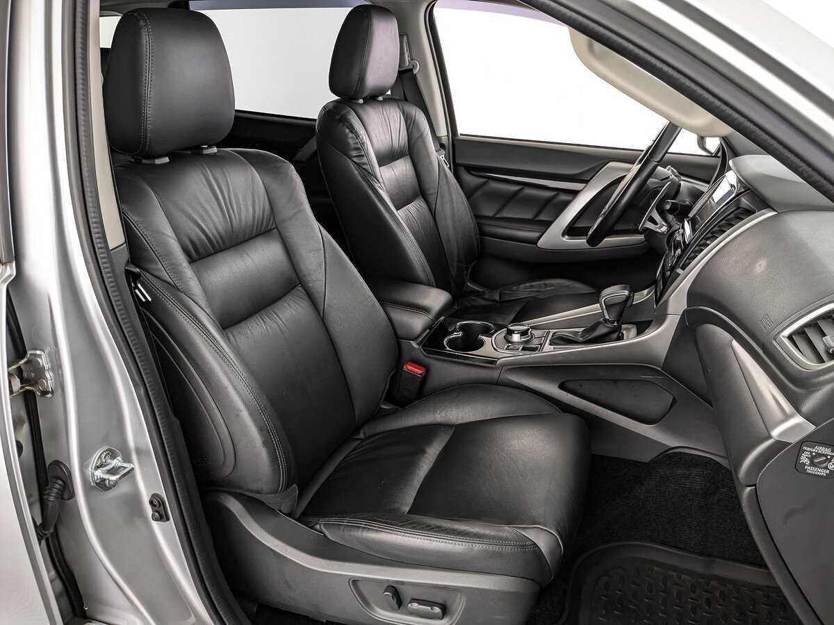 Mitsubishi Pajero Sport 2018 года с пробегом. Фото: #19