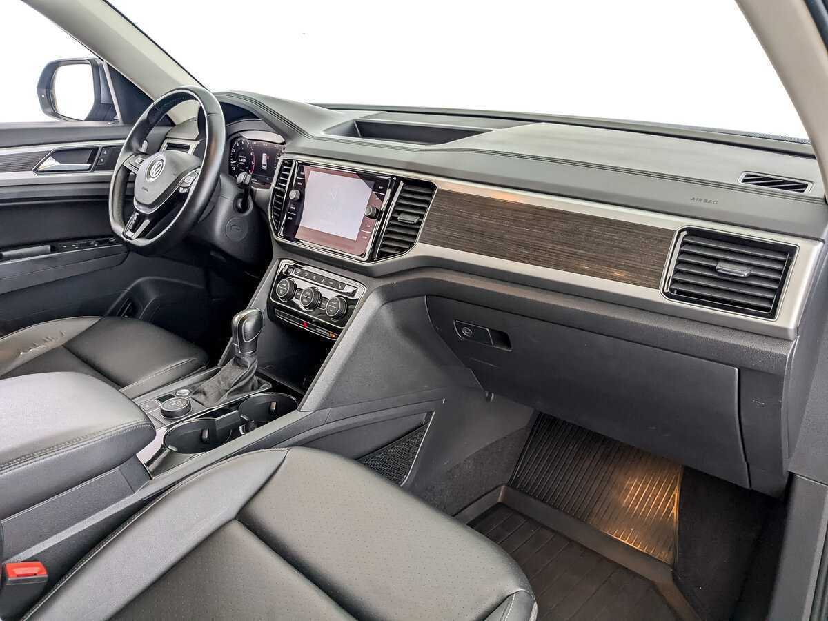 Volkswagen Teramont 2018 года с пробегом. Фото: #8