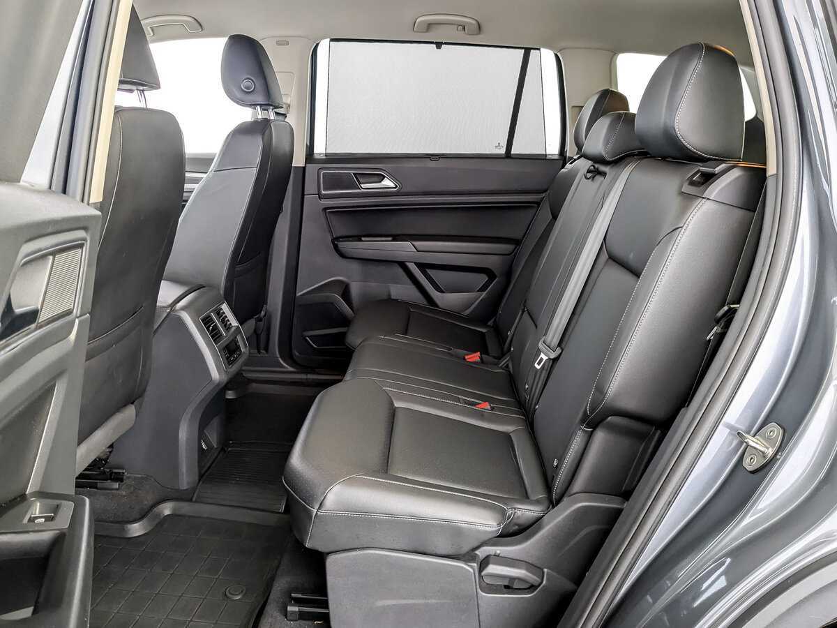 Volkswagen Teramont 2018 года с пробегом. Фото: #9