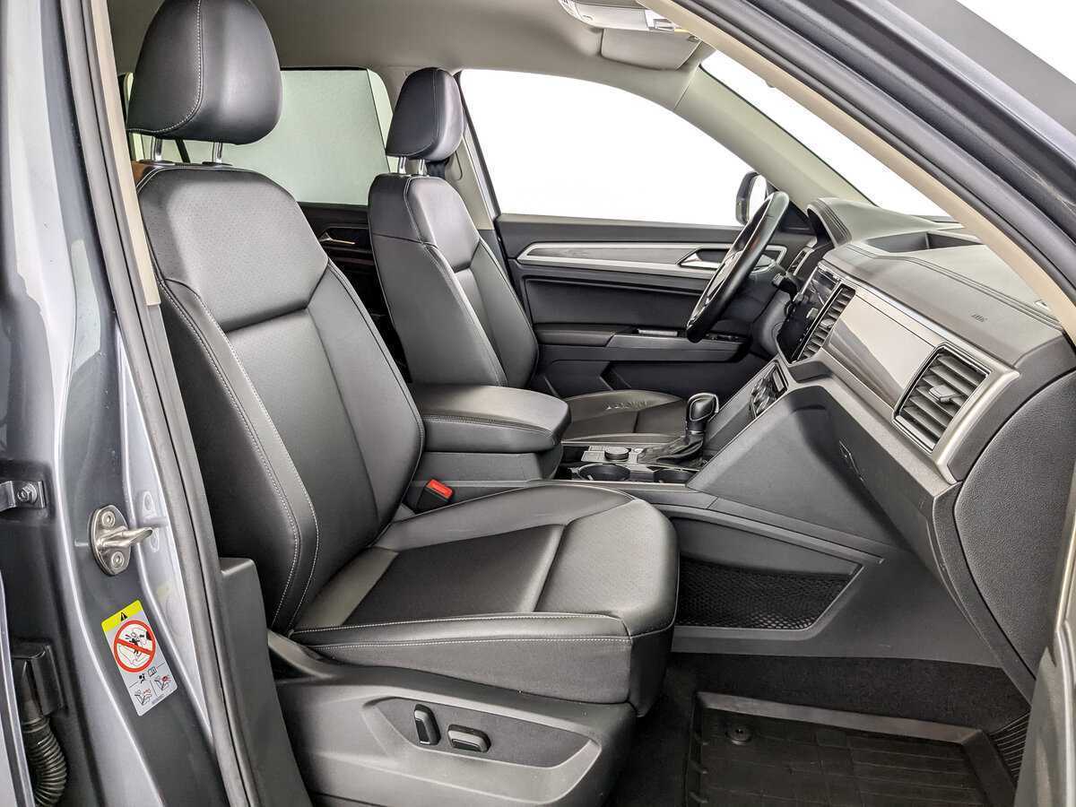 Volkswagen Teramont 2018 года с пробегом. Фото: #19