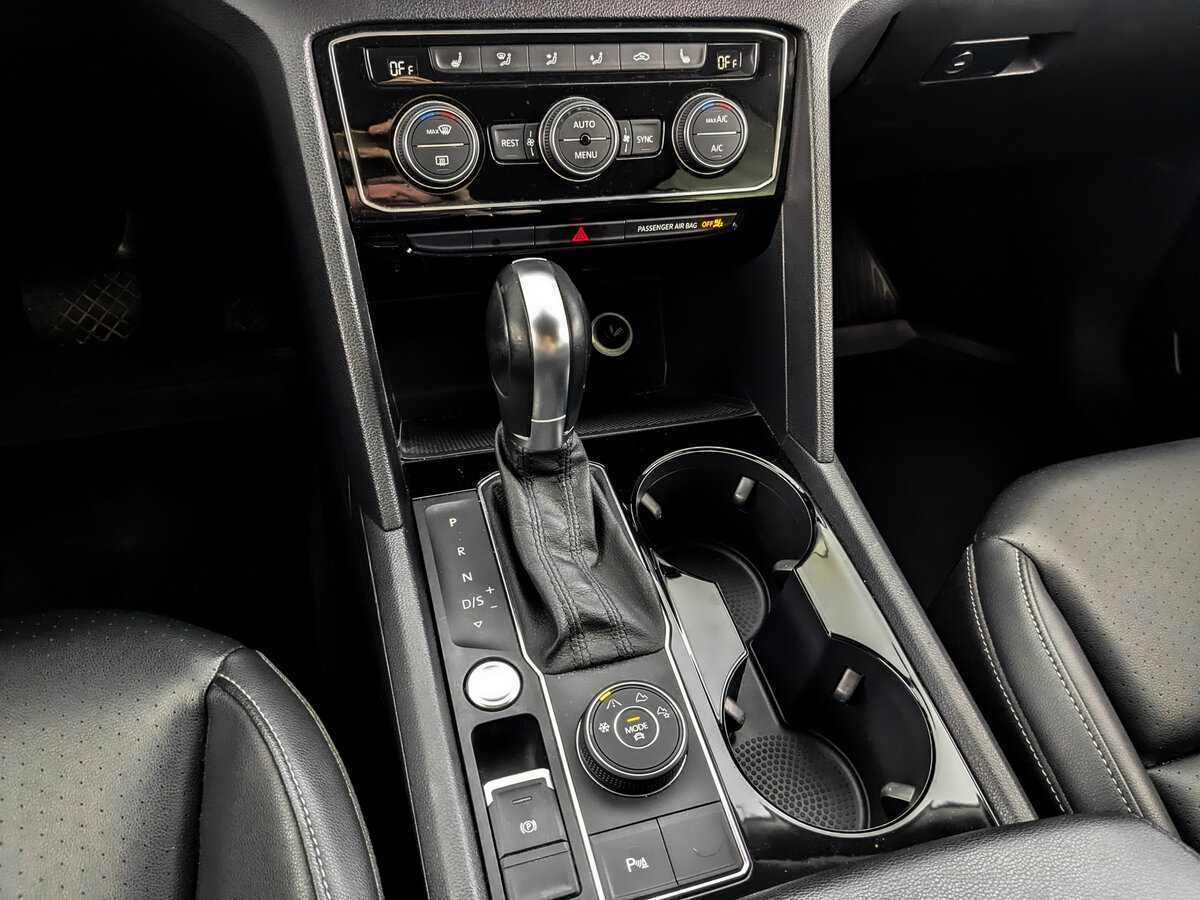 Volkswagen Teramont 2018 года с пробегом. Фото: #23
