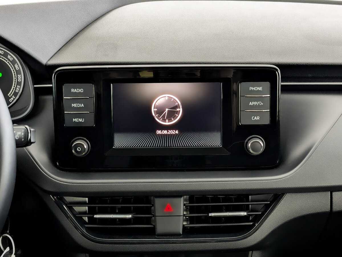 Б/У Шкода Рапид 2021 года. Фото: #12