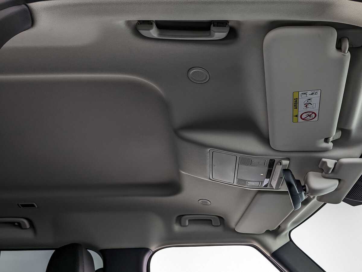 Land Rover Defender 2021 года с пробегом. Фото: #18