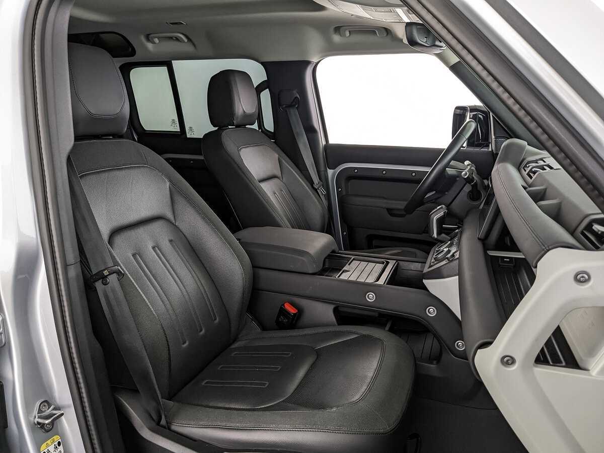 Land Rover Defender 2021 года с пробегом. Фото: #19