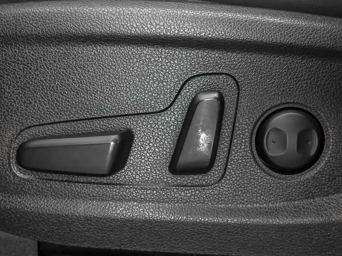 Hyundai Santa Fe 2018 года с пробегом. Фото: #16