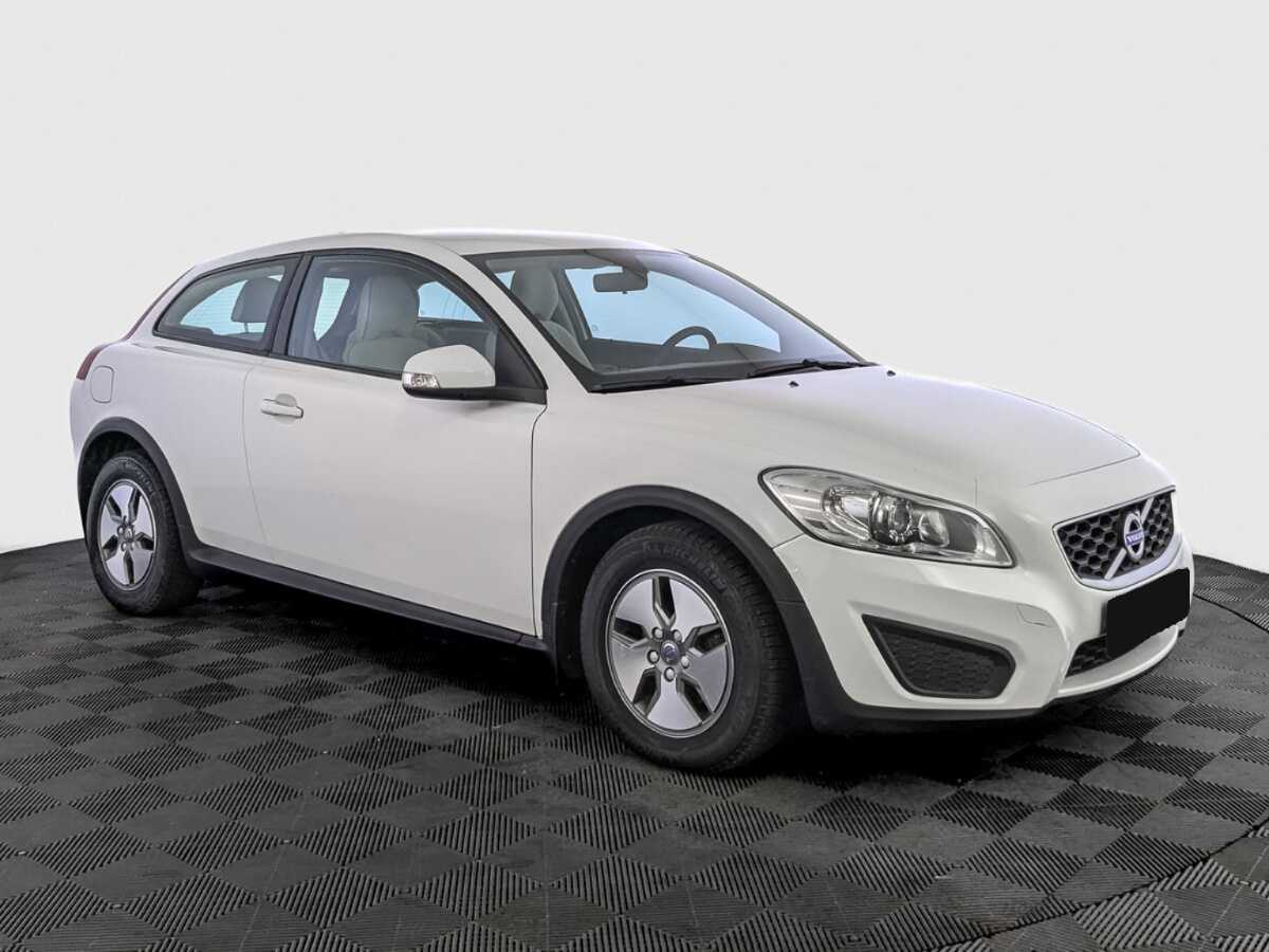 Volvo C30 2012 года с пробегом. Фото: #2