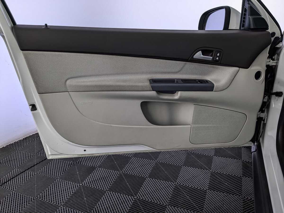 Volvo C30 2012 года с пробегом. Фото: #14