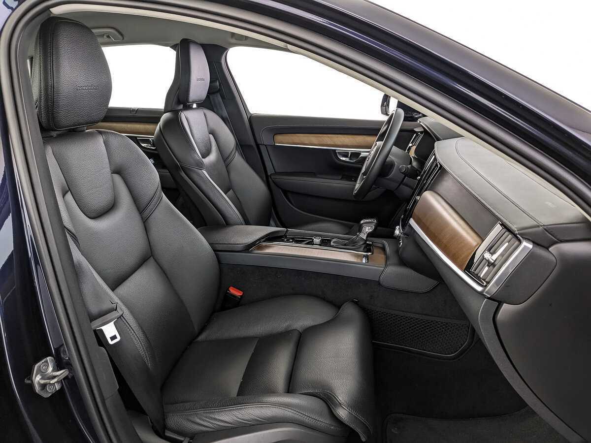 Volvo S90 2019 года с пробегом. Фото: #19