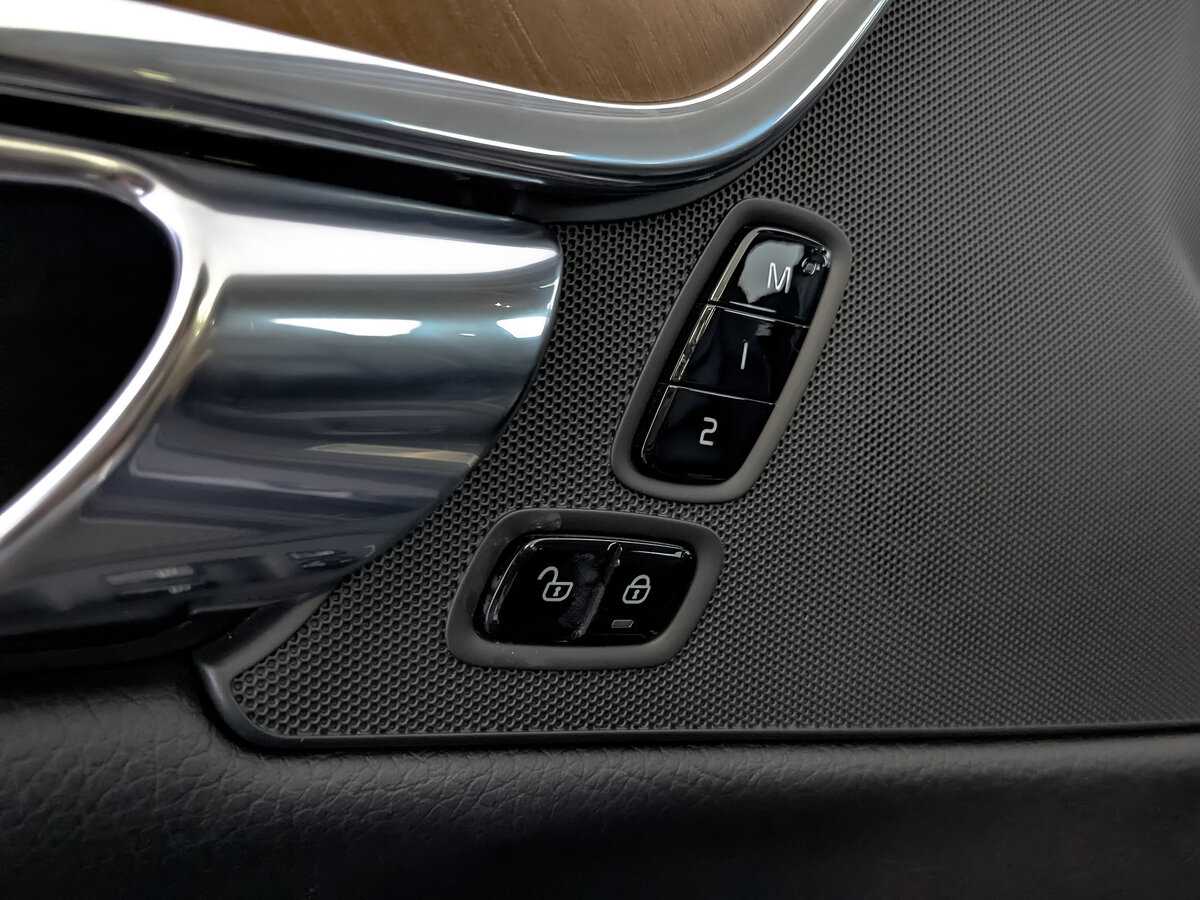 Volvo S90 2019 года с пробегом. Фото: #21