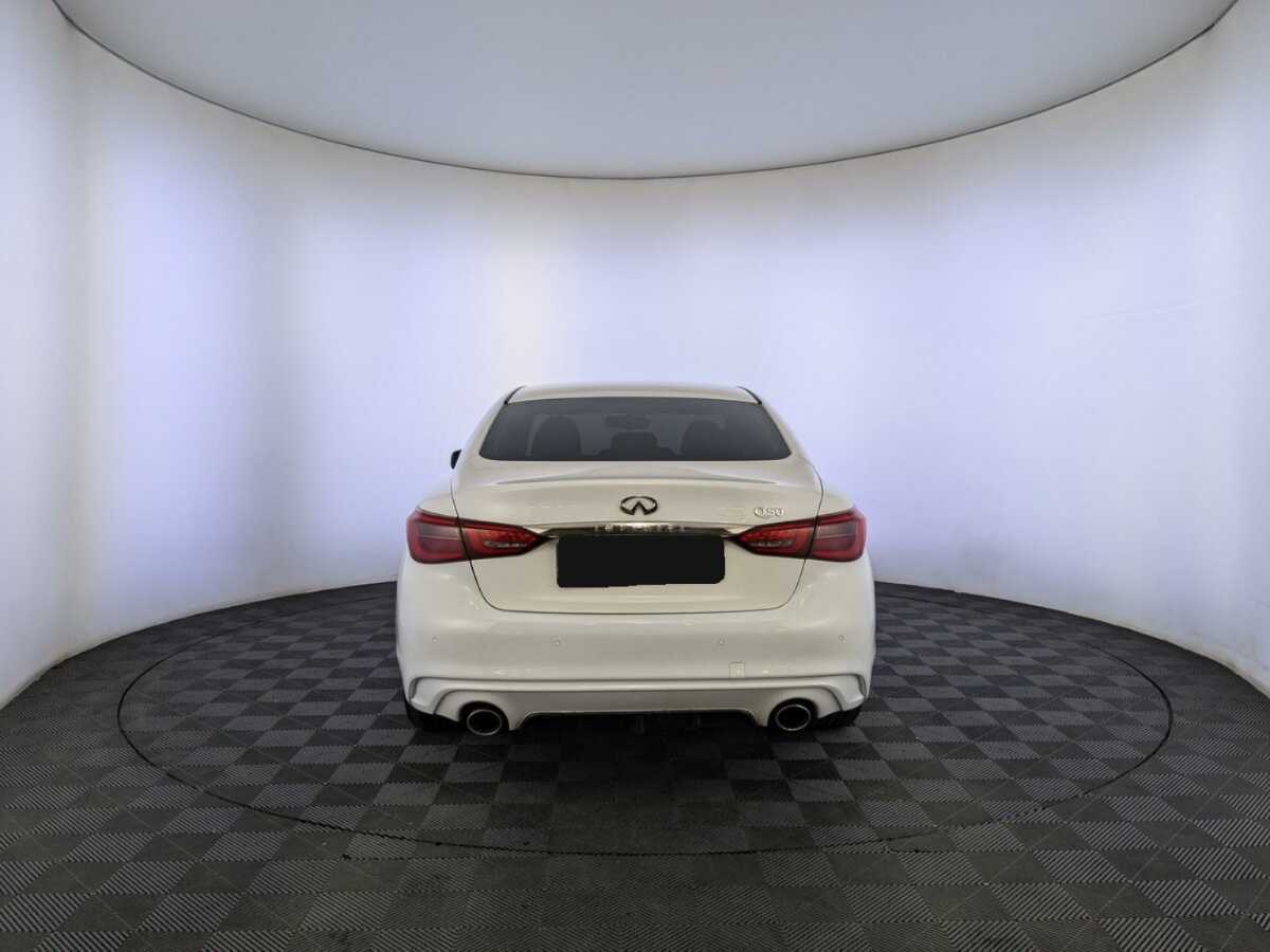 Infiniti Q50 2018 года с пробегом. Фото: #5