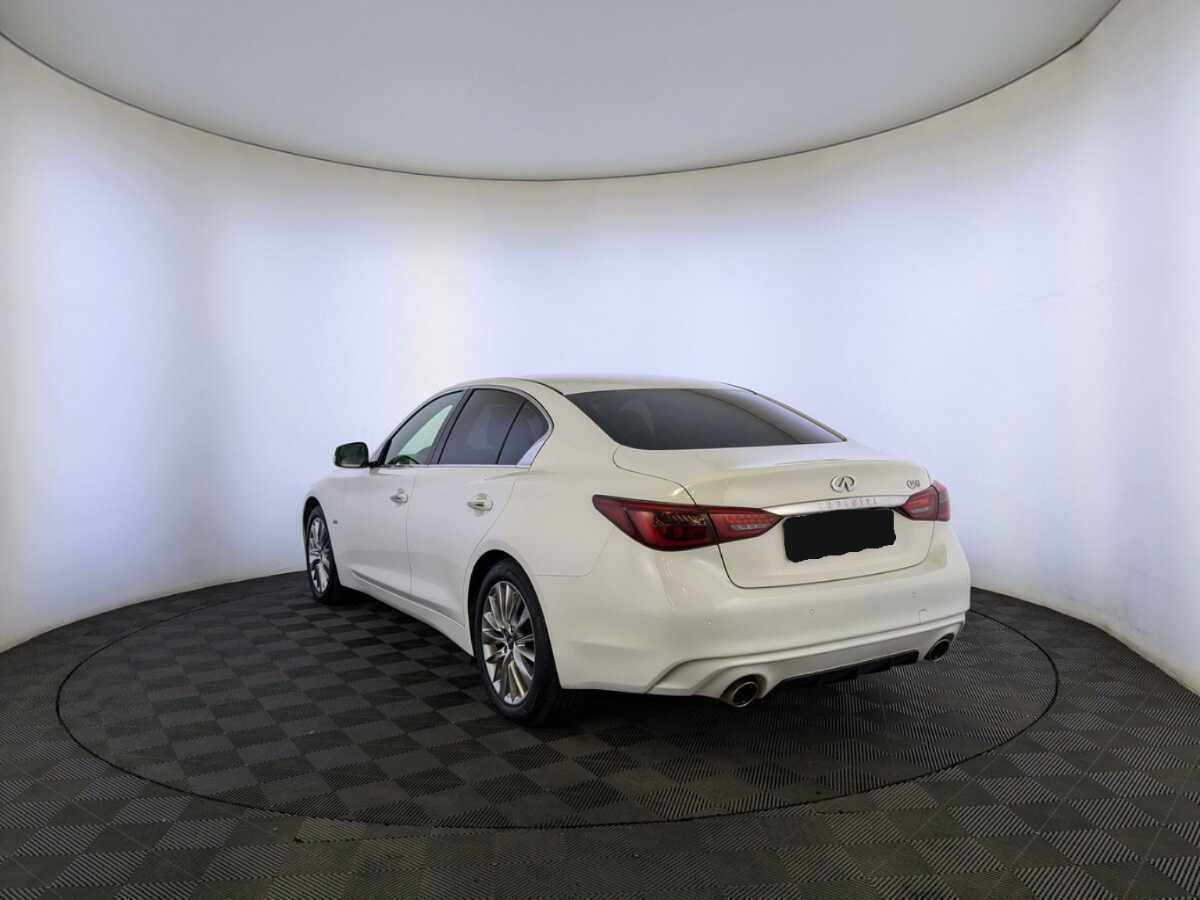 Infiniti Q50 2018 года с пробегом. Фото: #6