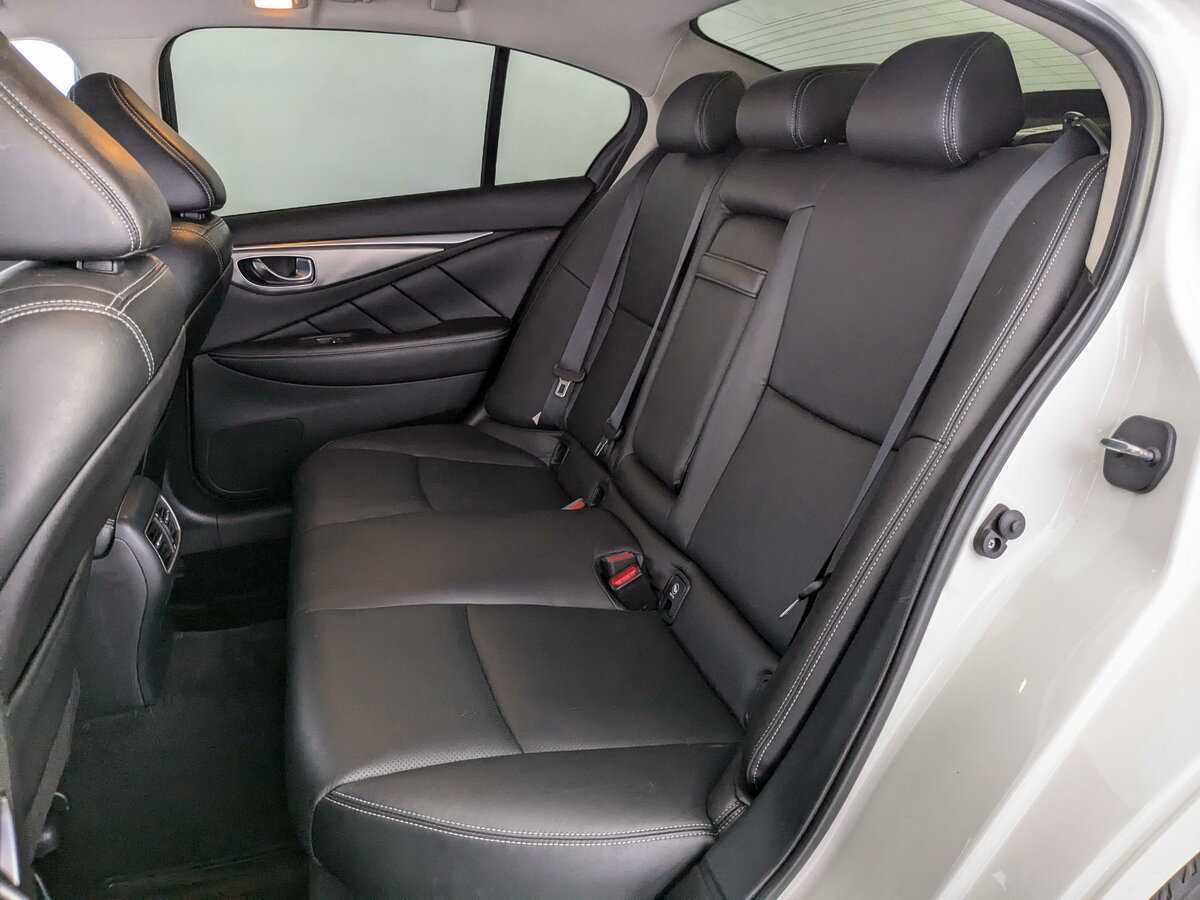 Infiniti Q50 2018 года с пробегом. Фото: #8