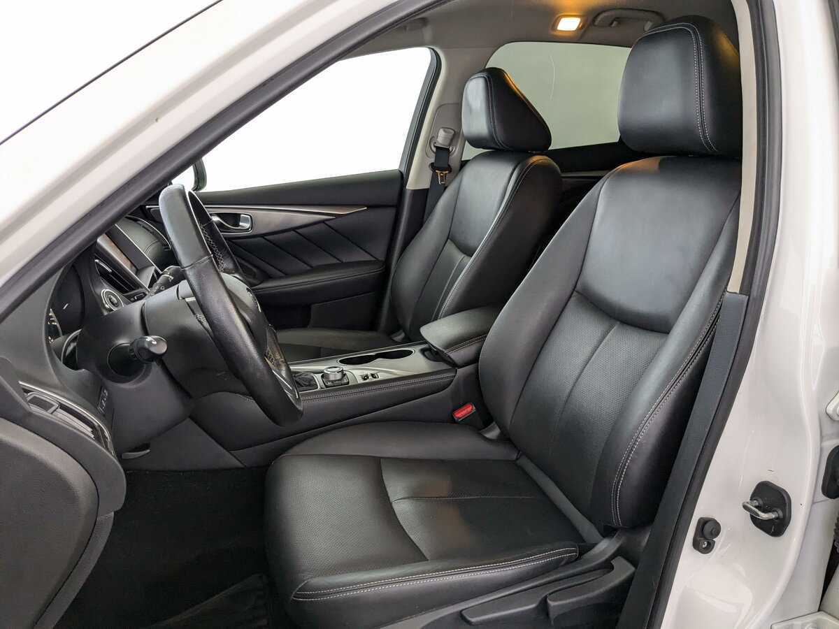 Infiniti Q50 2018 года с пробегом. Фото: #15