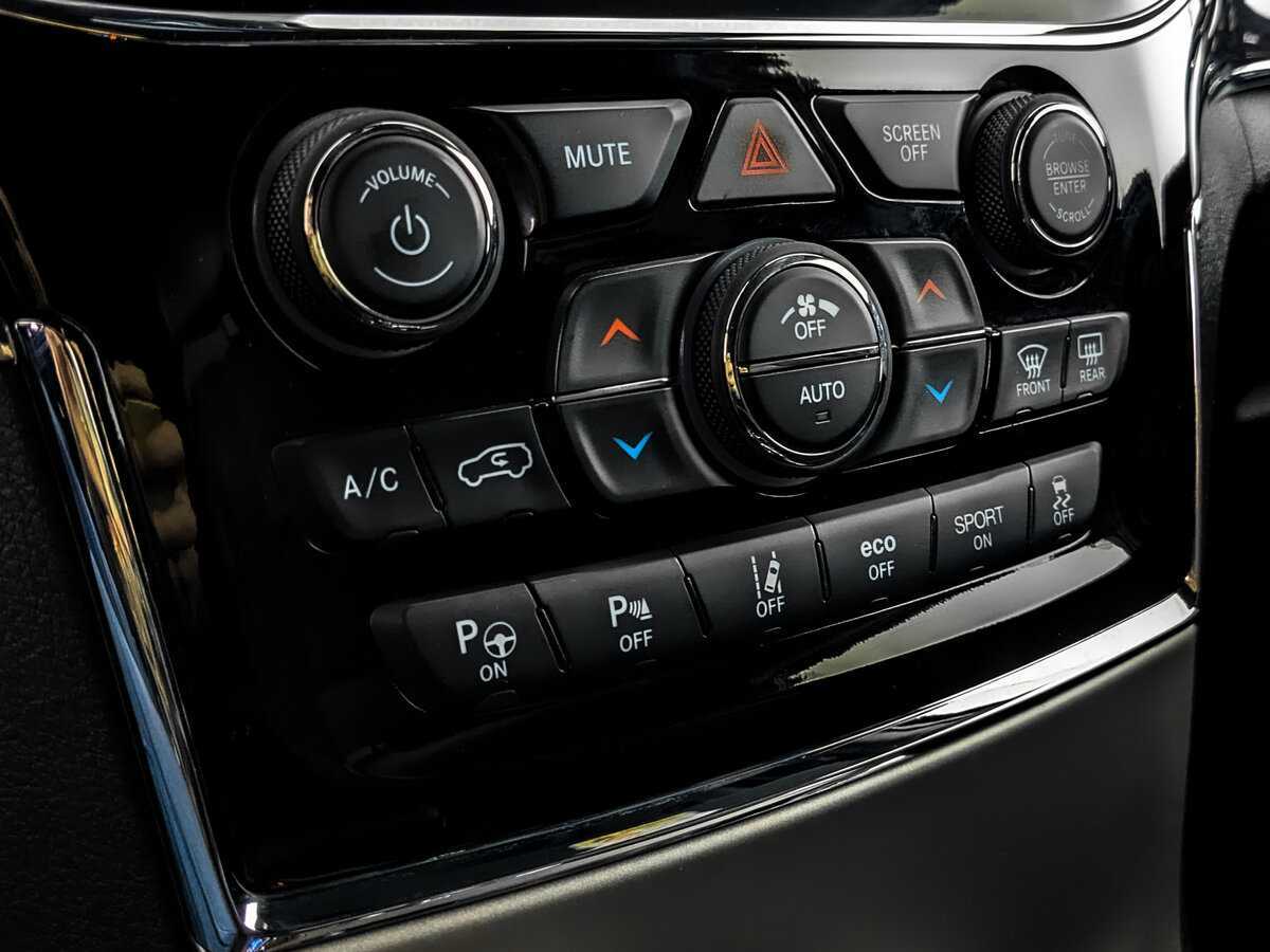 Jeep Grand Cherokee 2021 года с пробегом. Фото: #21