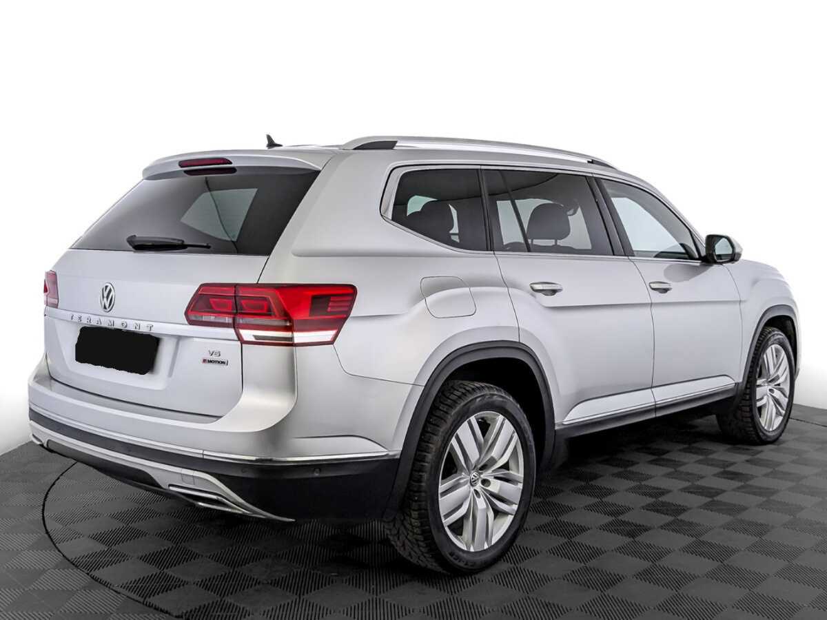 Volkswagen Teramont 2018 года с пробегом. Фото: #4