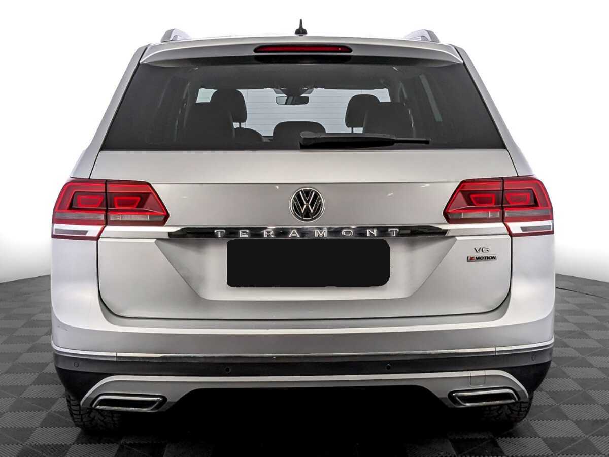 Volkswagen Teramont 2018 года с пробегом. Фото: #5