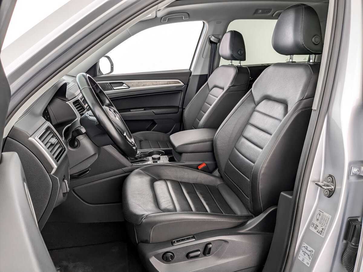 Volkswagen Teramont 2018 года с пробегом. Фото: #15