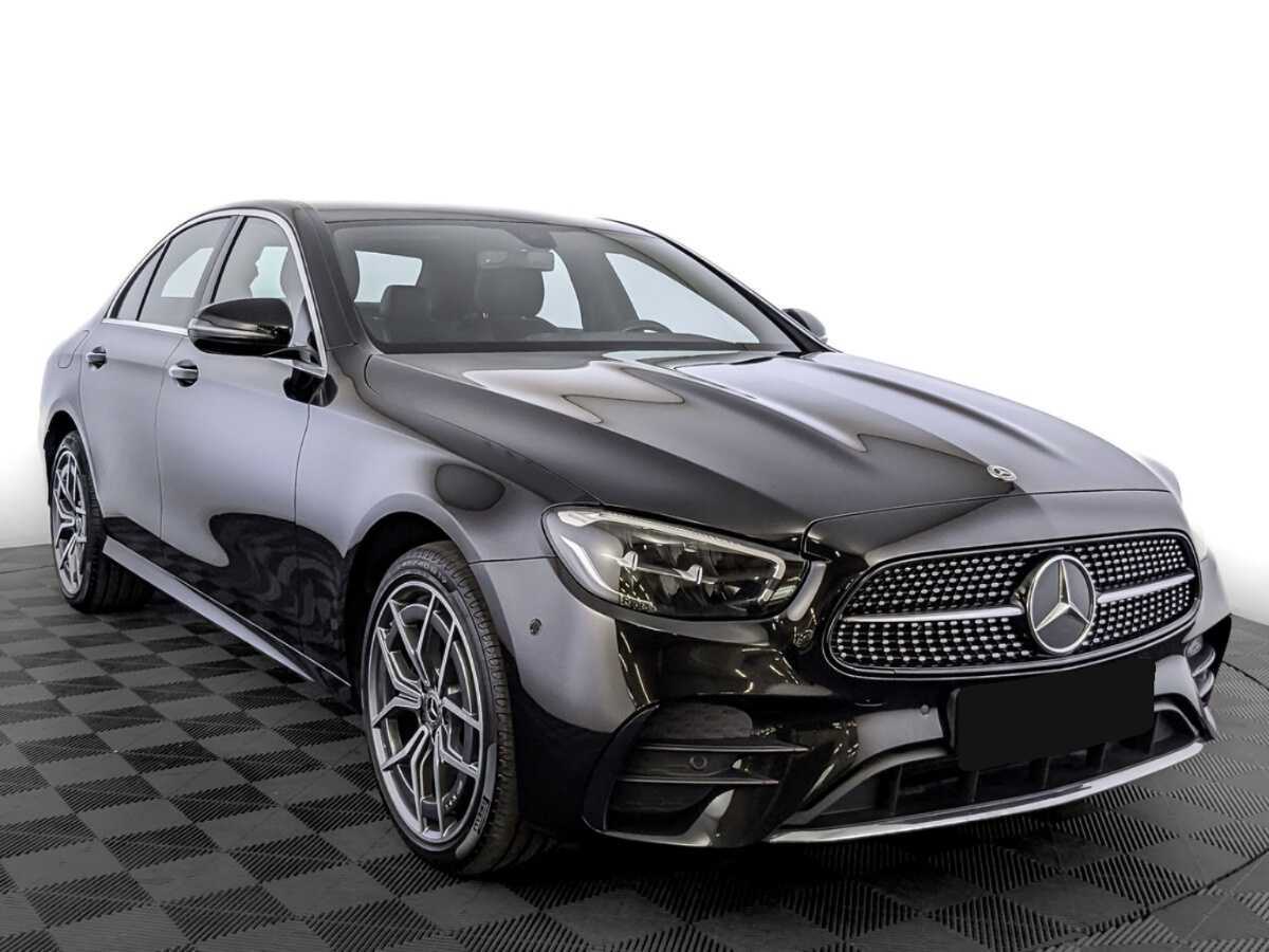 Mercedes-Benz E-Класс 2021 года с пробегом. Фото: #2