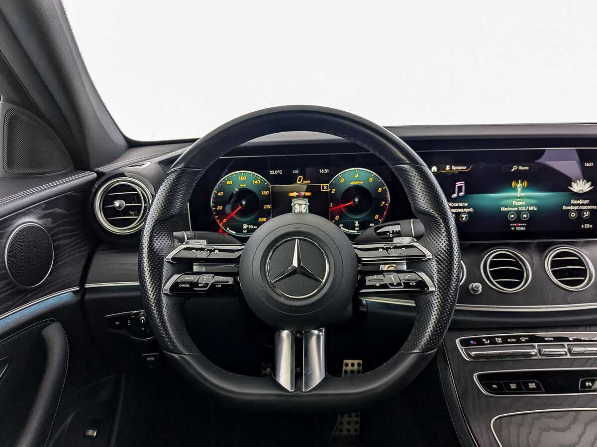 Mercedes-Benz E-Класс 2021 года с пробегом. Фото: #17