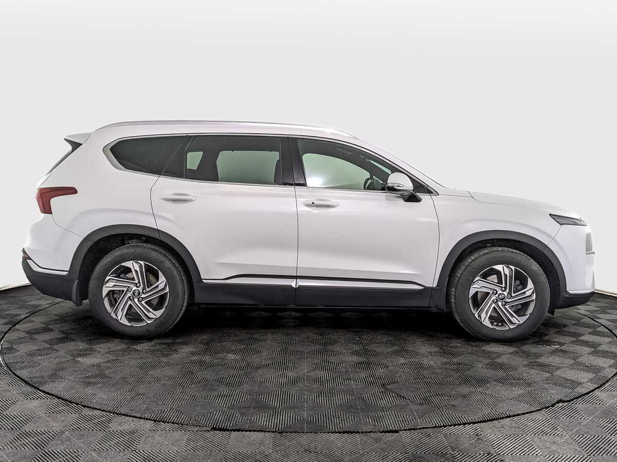 Hyundai Santa Fe 2022 года с пробегом. Фото: #3