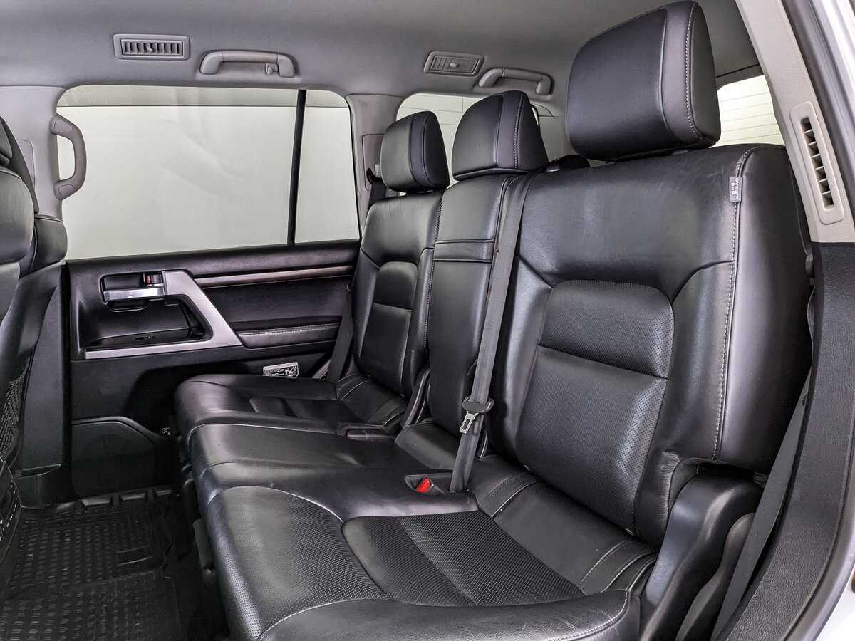 Toyota Land Cruiser 2018 года с пробегом. Фото: #13