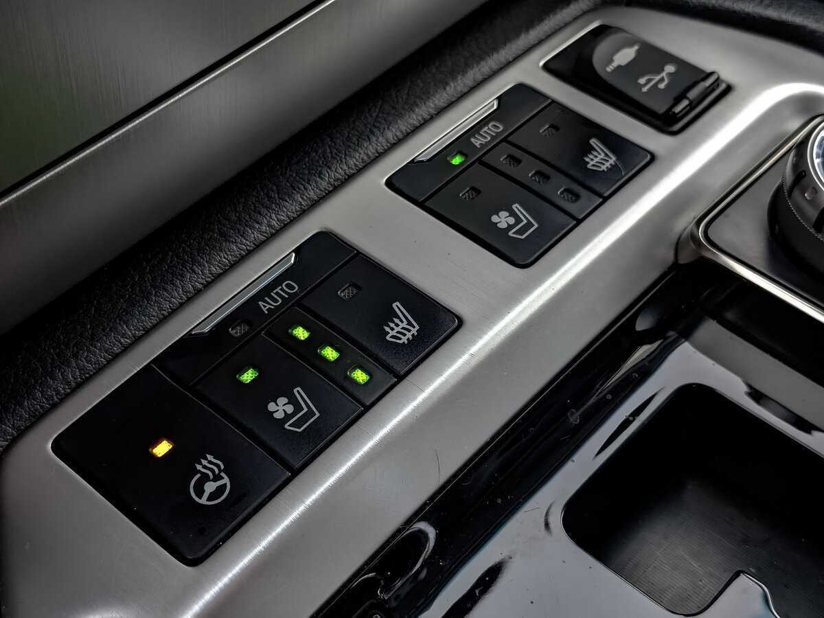 Toyota Land Cruiser 2018 года с пробегом. Фото: #24