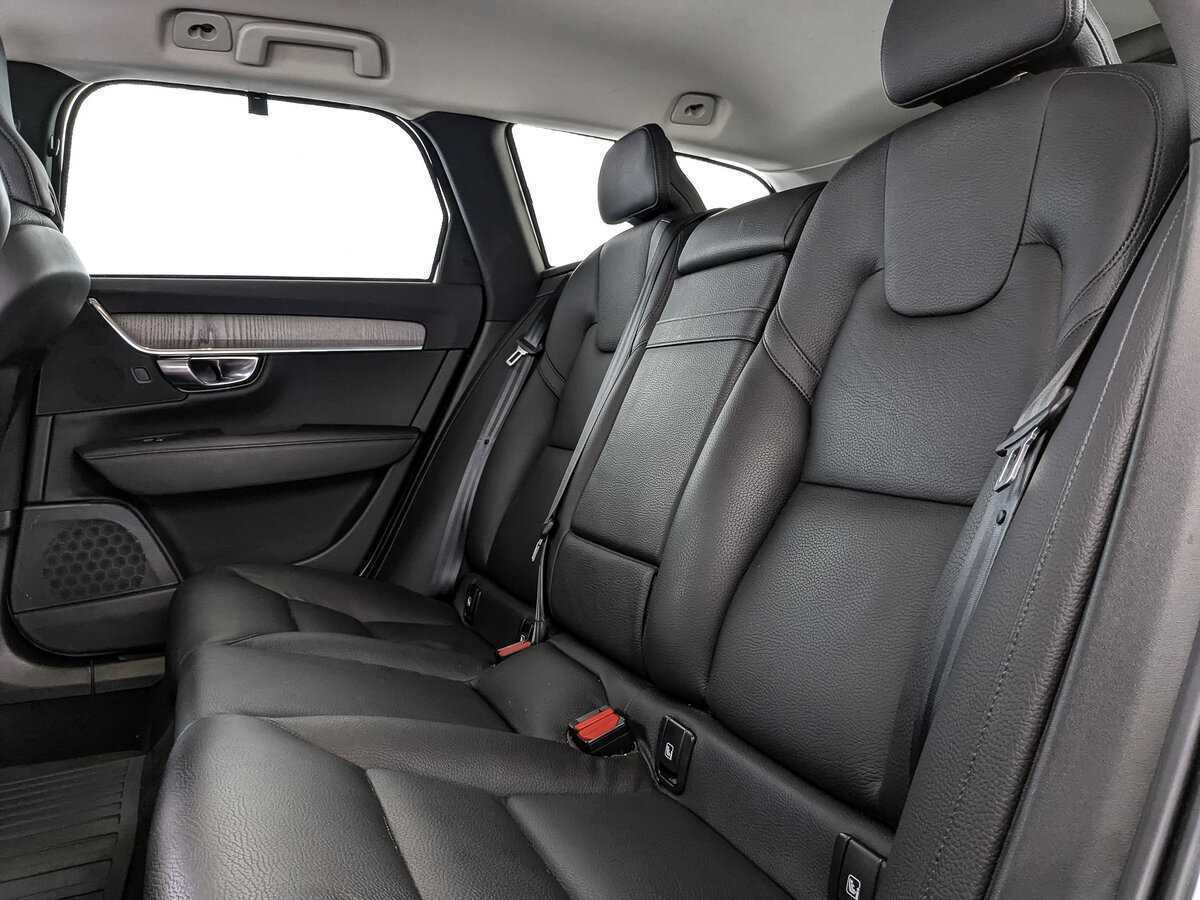 Volvo V90 Cross Country 2021 года с пробегом. Фото: #13