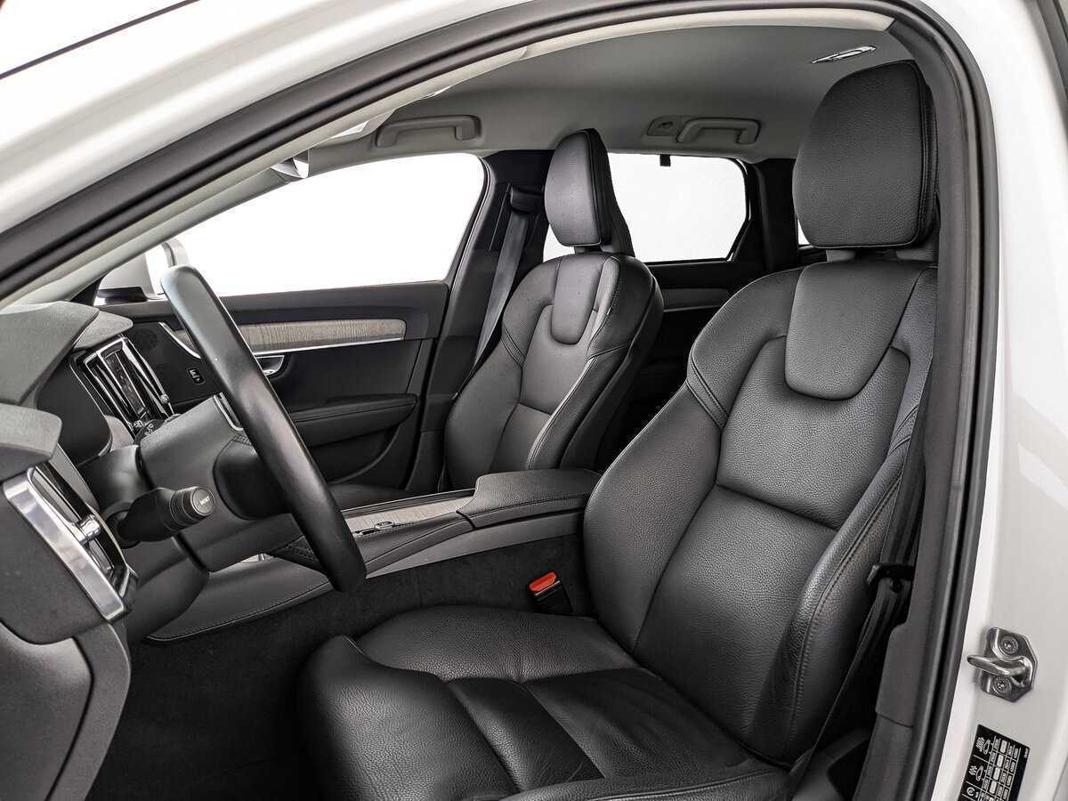 Volvo V90 Cross Country 2021 года с пробегом. Фото: #15