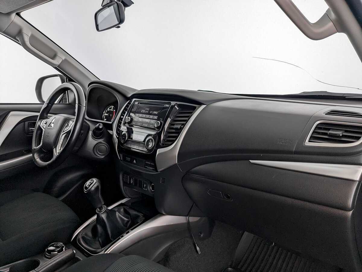 Mitsubishi Pajero Sport 2021 года с пробегом. Фото: #8