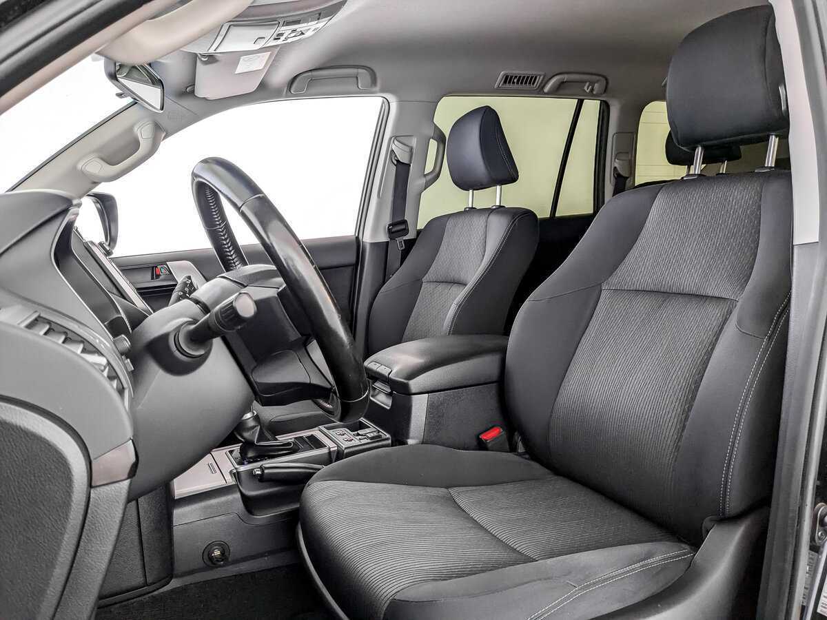 Toyota Land Cruiser Prado 2019 года с пробегом. Фото: #15