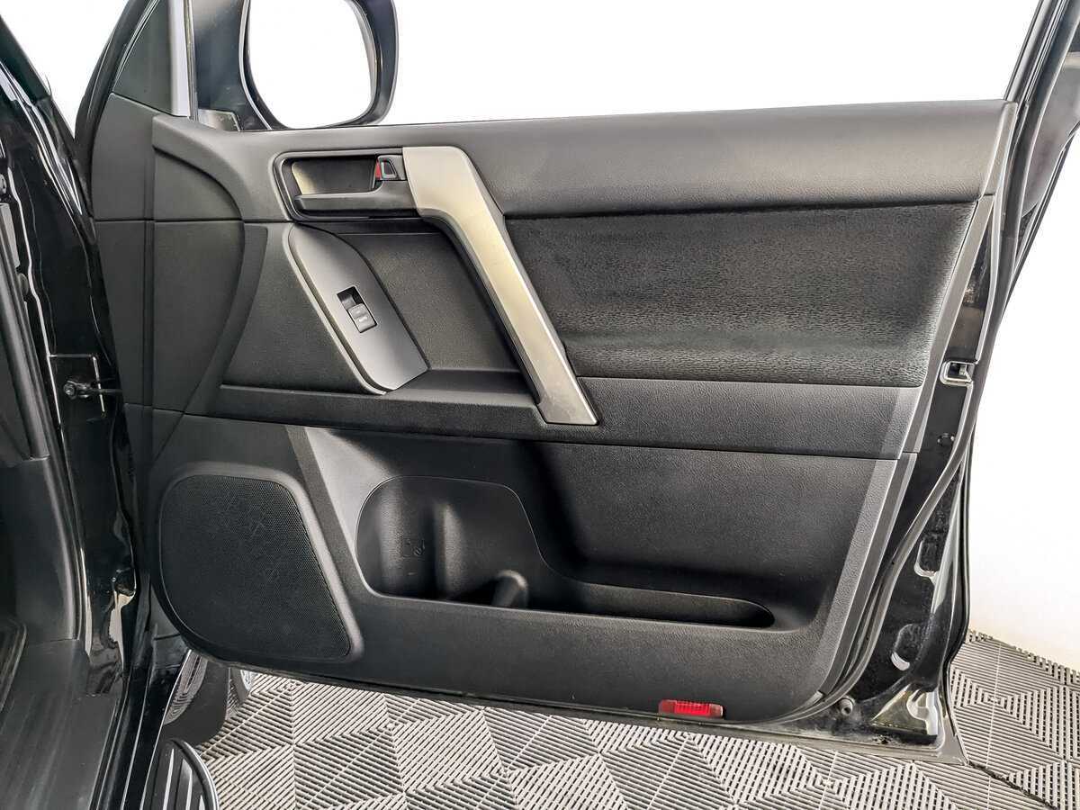 Toyota Land Cruiser Prado 2019 года с пробегом. Фото: #20