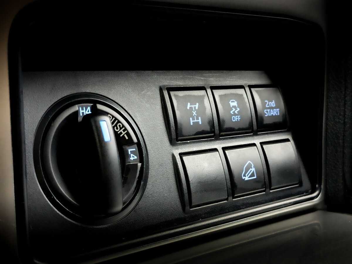 Toyota Land Cruiser Prado 2019 года с пробегом. Фото: #23