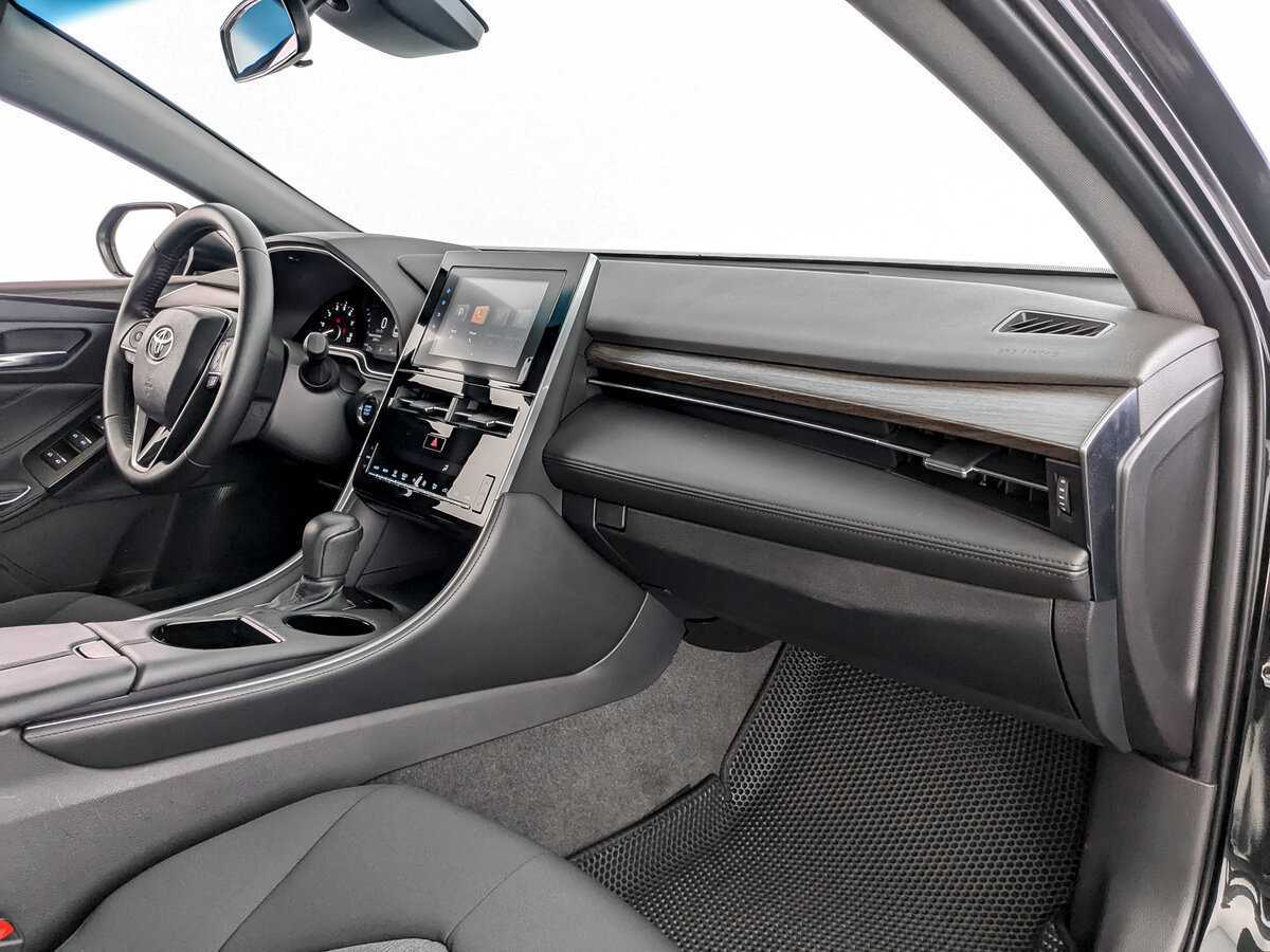 Toyota Avalon 2022 года с пробегом. Фото: #8